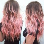 cheveux-brun-rose